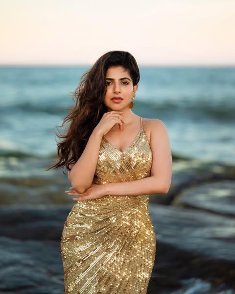 iswarya-menon-hot-photos
